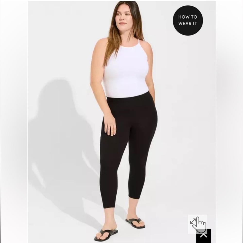 Torrid Cropped Leggings - Size 2